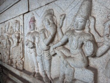 【インド】ボガナンディシュワーラ寺院　２